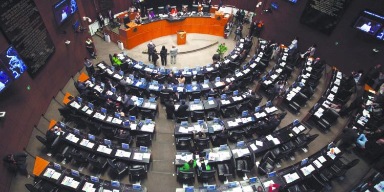 Plan B electoral avanza en el Senado tras ajustes; será discutido en comisiones