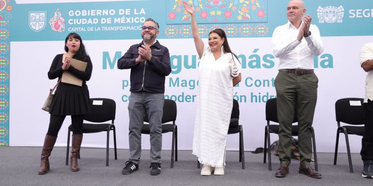Clara Brugada triplica abasto de agua en más de 20 colonias de la Magdalena Contreras