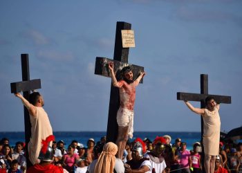 Alistan más de 20 viacrucis en Cancún durante Semana Santa