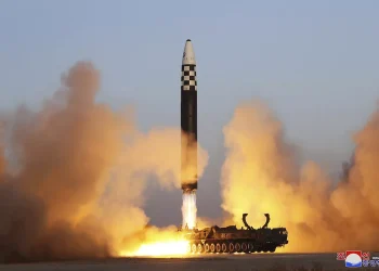 Corea del Norte lanza misiles y provoca reacción de EU, Japón y Corea del Sur