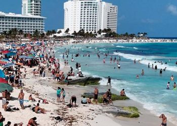 Semana Santa dejaría derrama de mil millones de dólares en Cancún