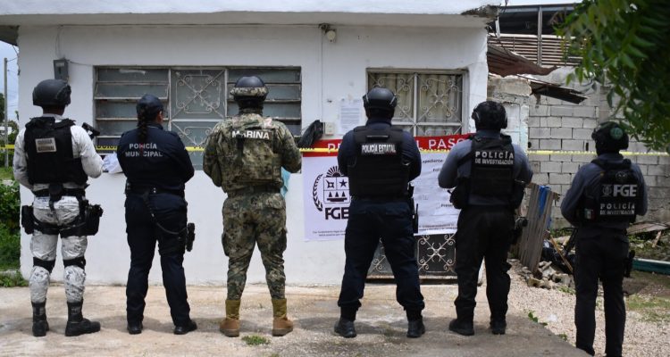 Nuevamente fuerzas Federales toman control de #Holbox, la entrega de Nivardo Mena al crimen es evidente para el #GobiernodeMexico