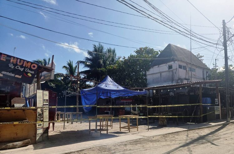 Nuevamente fuerzas Federales toman control de #Holbox, la entrega de Nivardo Mena al crimen es evidente para el #GobiernodeMexico