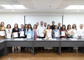 Magistrado Presidente del TEQROO firma convenio con el Presidente del TEPJF para la implementación del MASC