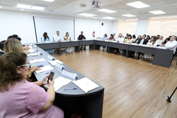 Magistrado Presidente del TEQROO firma convenio con el Presidente del TEPJF para la implementación del MASC