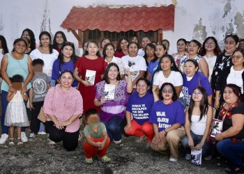 Anahí González escucha, abraza y respalda a las mujeres en el corazón de la Zona Maya