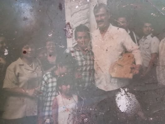 “La Mafia Verde” gasta millones del pueblo en anillos y simulación, mientras #Estafa artesanos al sur del estado. Qué pasó con el humanismo?