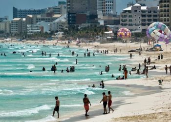 Quintana Roo prevé recibir 1.2 millones de turistas en Semana Santa
