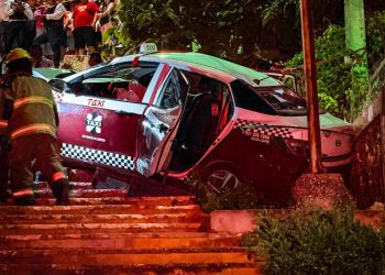 Taxista se accidenta tras presunta huida de la policía en Campeche