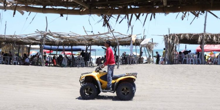 Prohíben ingreso de vehículos a playas de Tabasco durante Semana Santa 2026