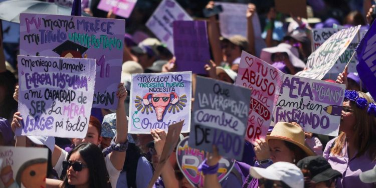 Tres nombres, una misma exigencia: feminicidios reavivan la urgencia del 8M en México
