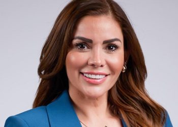 Detienen a funcionaria de Monterrey por cohecho y falsificación de declaraciones
