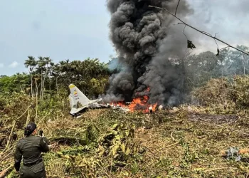 Colombia decreta tres días de duelo nacional tras accidente aéreo con 69 fallecidos