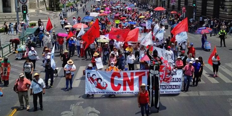 CNTE anuncia paro nacional de 72 horas y movilización en la Ciudad de México