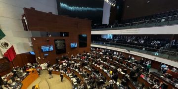 Senado aprueba reducción gradual de la jornada laboral a 40 horas en México