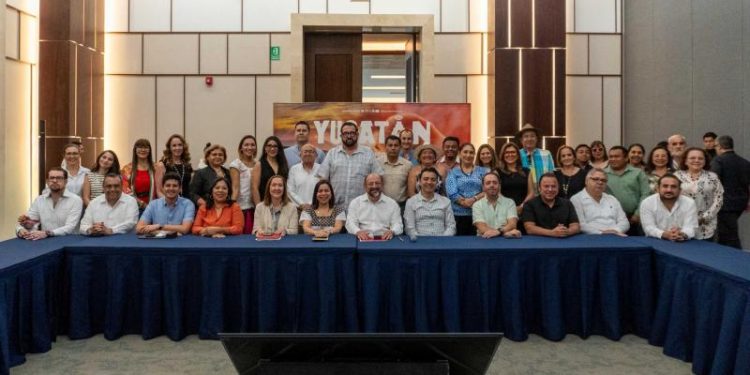 Yucatán avanza en la organización del K’íiwik 2026, Feria Turística del Mundo Maya