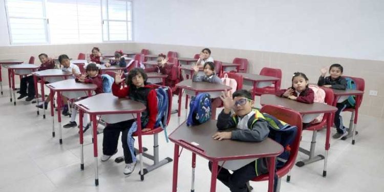 Más de 500 mil alumnas y alumnos regresan a clases en Yucatán tras periodo vacacional