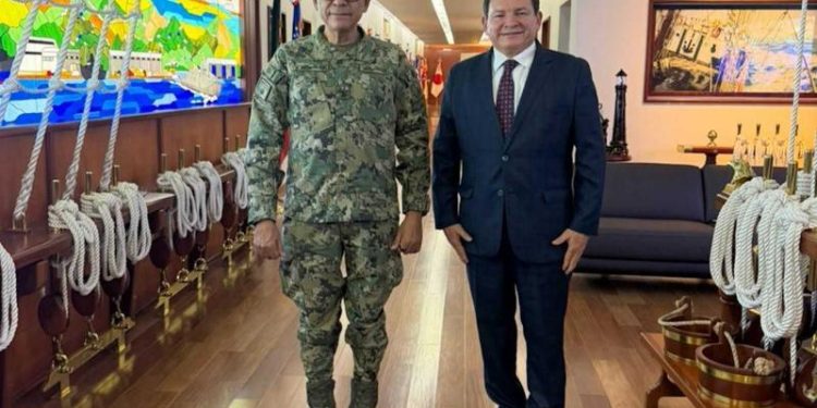 Supervisan avances y próximas fases del Puerto de Altura de Progreso