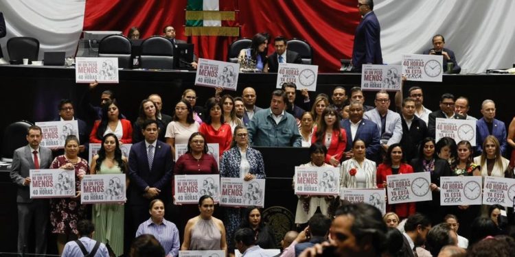 Diputados avalan reforma para reducir jornada laboral a 40 horas semanales