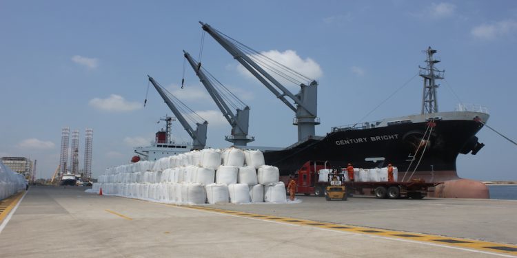 Campeche entra al mercado internacional: exporta azúcar por primera vez