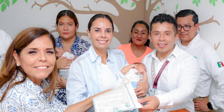 Protegen Ana Paty Peralta y verónica Lezama derecho a la identidad en Cancún