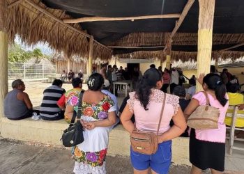 Surge disputa entre comunidades mayas por presunto pago de Xcaret