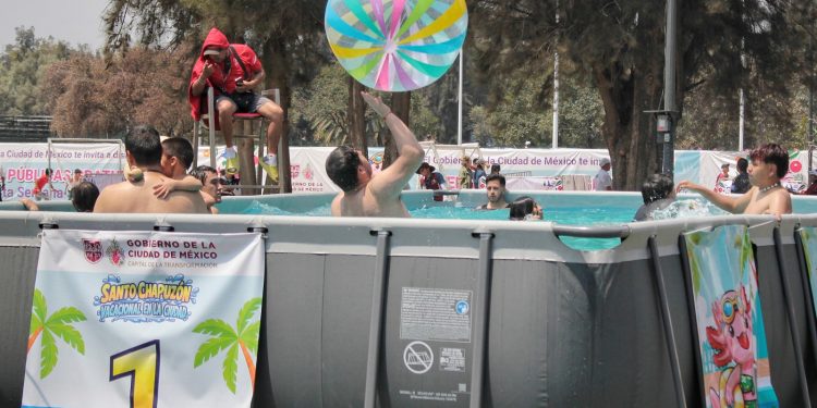 Santo Chapuzón vacacional en la ciudad registra alta afluencia durante Semana Santa