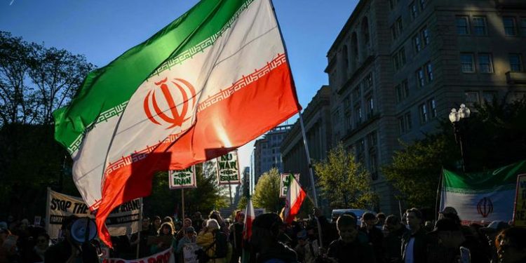 Irán condiciona negociación en Islamabad a alto el fuego en Líbano; crece la tensión internacional