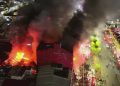 Incendio en zona de La Merced y Sonora consume decenas de locales en CDMX