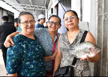 Rompe récord módulo de “Pescando Vida” en la Central de Abasto durante Semana Santa