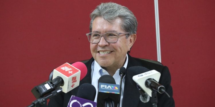 Diputados plantean comparecencia de titulares de Pemex y Semarnat por derrame en el Golfo de México