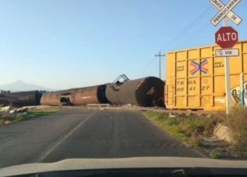 Descarrila tren con material inflamable en Tlaxcala; no hay lesionados