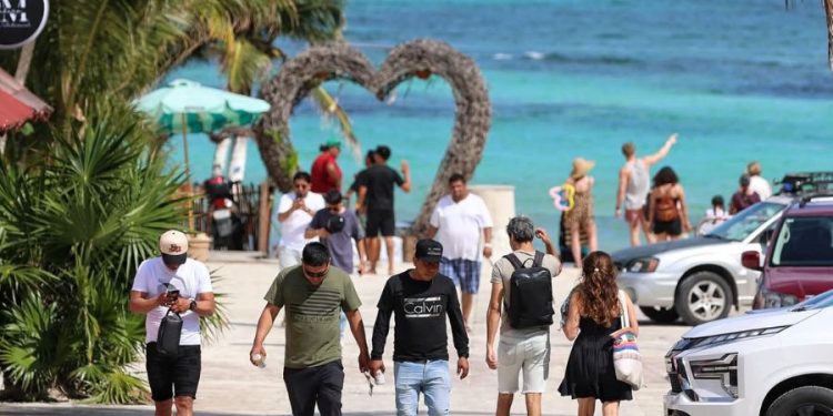 Hoteleros del sur de Quintana Roo refuerzan promoción en Tianguis Turístico 2026