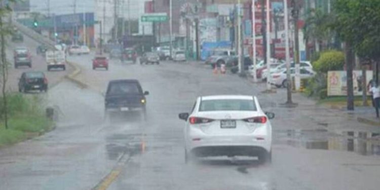 Tabasco inicia abril con lluvias fuertes y altas temperaturas