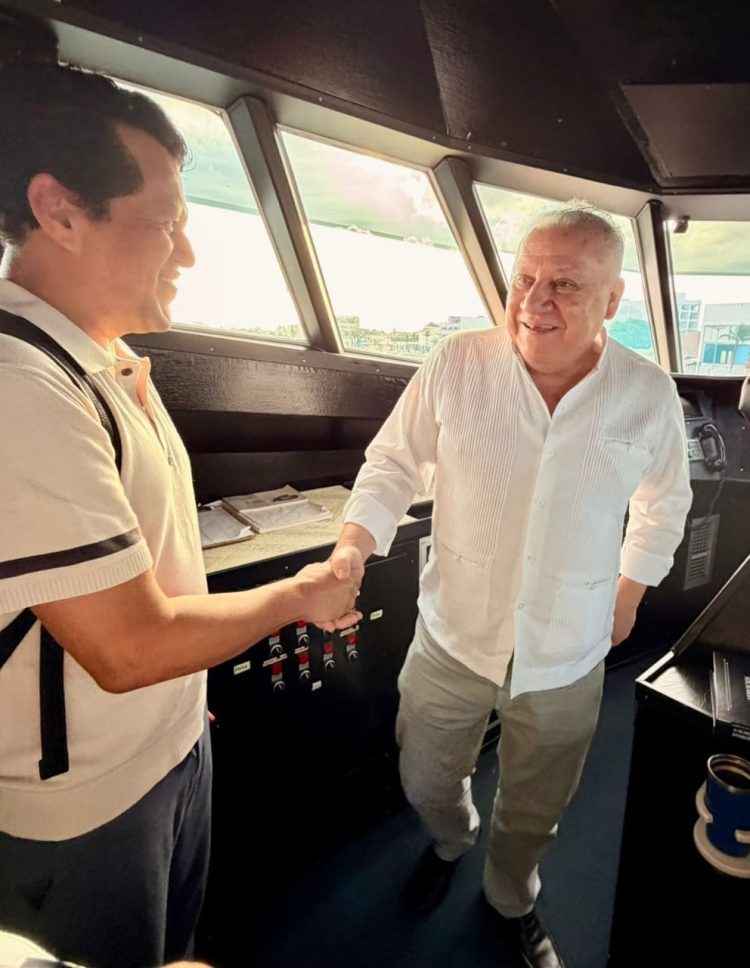Marea de afecto envuelve a Rafael Marín en Cozumel