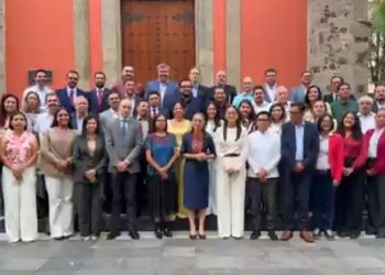 Rafa Marín presente en el relevo de la Secretaría de Bienestar: Leticia Ramírez asume el cargo.