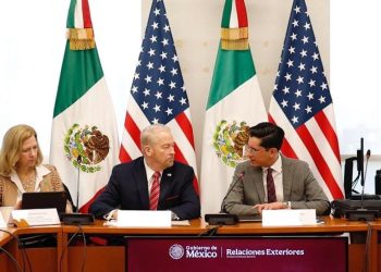 México y Estados Unidos acuerdan modernizar cruces fronterizos y reforzar seguridad