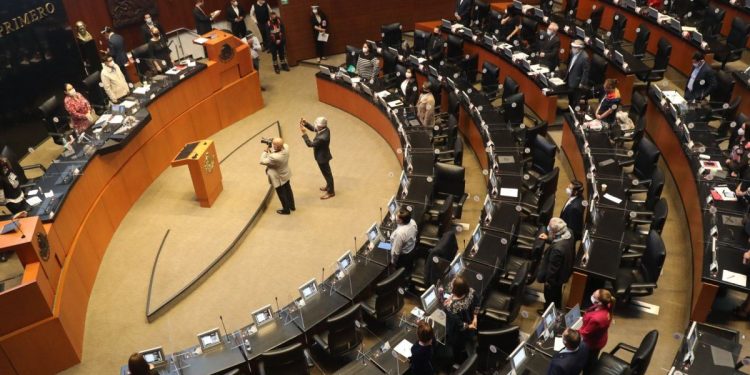 México avanza contra el feminicidio: Congreso podrá crear ley general tras aval del Senado