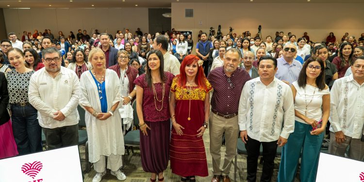 Layda Sansores presidió el Foro de Consulta “Caminemos juntos por la Primera Ley de Autismo en Campeche