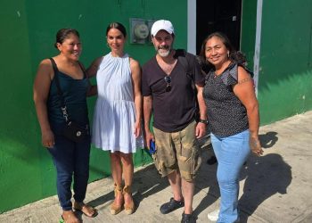 Biby Gaytán y Eduardo Capetillo sorprenden en Palizada