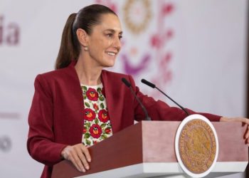 Claudia Sheinbaum viaja a España para buscar recomponer la relación bilateral