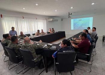 Activan operativo preventivo en el litoral de Carmen para evitar daños ambientales