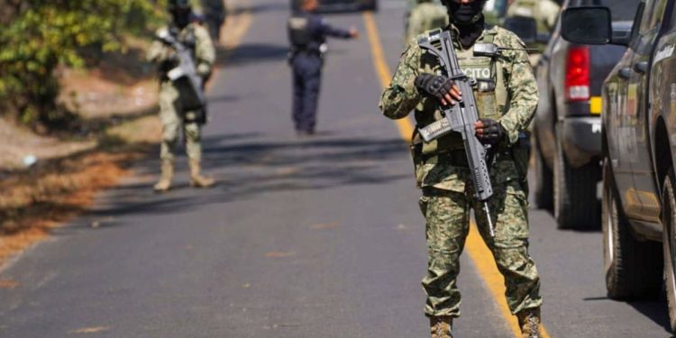 Vinculan a proceso a 13 militares por asesinato de niñas en Sinaloa