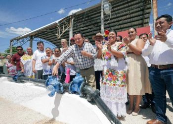 Rehabilitan sistema de agua potable en Muxupip tras más de 30 años