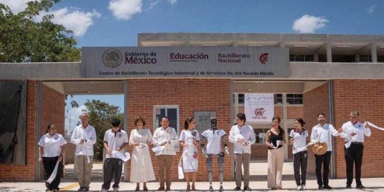 Presidenta Claudia Sheinbaum y Gobernador Joaquín Díaz Mena impulsan educación tecnológica con nuevo CBTis en Ciudad Caucel