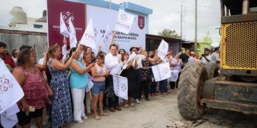 Gobernador Joaquín Díaz Mena pone fin a 40 años de rezago en calles de la Serapio Rendón