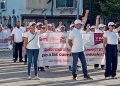 Trabajadores, maestros, hoteleros y transportistas, de los 11municipios de Quintana Roo marcharon con motivo del Día Internacional Trabajo.