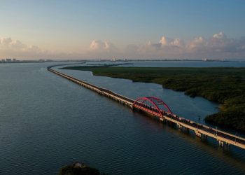 Cancún estrena nueva modalidad; se apertura la circulación vehicular del Puente Nichupté