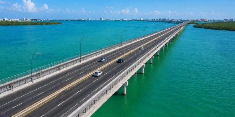 El Puente Nichupté en Cancún amplía su horario hasta la 1 AM a partir del 25 de mayo