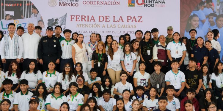 Encabezan Mara Lezama y Rocío García la Primera Feria de la Paz para la atención de las causas en Villas Otoch Paraíso en Cancún